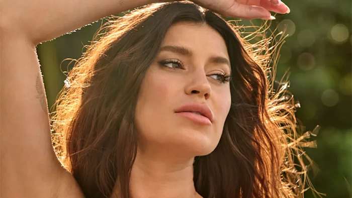 Nicole Williams English was photographed by Yu Tsai in Dominica. 